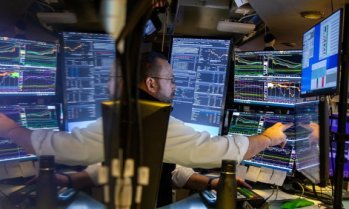 На кои акции пазарът даде шанс през 2025 г.