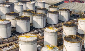 Новите надежди за мир между САЩ и Иран свалят цената на петрола с 6%*