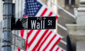 Wall Street записа позитивна сесия при изненадващо слабите данни за заетостта в САЩ
