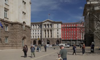 Правителството внесе в парламента проектобюджета за 2026 г.