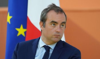 Френският премиер предлага "основен ремонт" на бюджета в опит да постигне стабилност