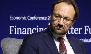 Шимкус от ЕЦБ не съветва за нови лихвени намаления заради изненадващата сила на икономиката