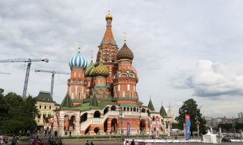 Русия спира търговете за облигации, под въпрос са допълнителните парични облекчения