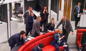 Надеждите за понижаване на лихвите не успяха да задържат оптимизма на борсите в Европа