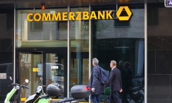 UniCredit е напът да придобие контрол над Commerzbank с дял от над 47%