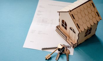 Застраховките остават достъпни, все повече българи се застраховат доброволно