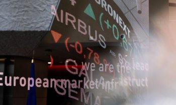 Европейските борси затварят на зелено, FTSE 100 записа най-големия седмичен спад от април