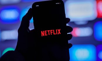 Warner Bros. Discovery и Netflix започват ексклузивни преговори за сделка