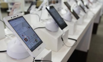 Китайските компнии преосмислят смартфона в ерата на изкуствения интелект