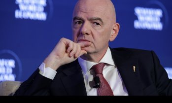 Вицепрезидент на ФИФА оттегля подкрепата си за Инфантино заради отстраняването на Кевин Ламур