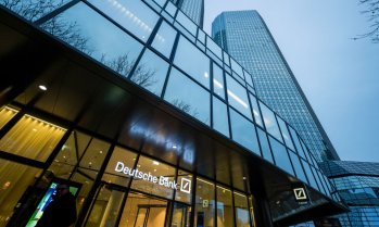 Deutsche Bank обяви по-амбициозни цели за разходите и печалбата за 2028 г.