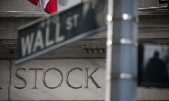 Данните за инфлацията и акциите на производители на чипове насърчиха Wall Street