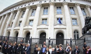Парламентът одобри на първо четене трите проекта за промени в Закона за съдебната власт
