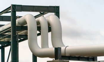 Ключов саудитски петролопровод отново започва доставки след ремонт