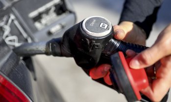 България е изнесла около половината горива, които е произвела през април