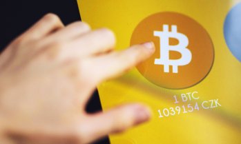 Цената на биткойна изтри ръста за годината със задълбочаването на мечия пазар