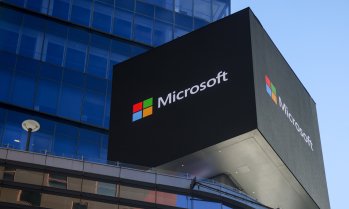 Ръстът на облачните услуги и паричният поток на Microsoft смекчават опасенията за AI разходите