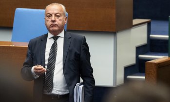 Парламентът окончателно одобри Бюджет 2026 г. с рекорден дефицит от 5,7%