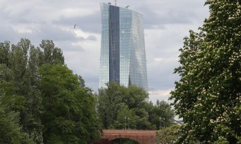 ЕЦБ рискува да повтори стара грешка с повишаването на лихвите