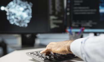 AI носи радикална трансформация на интелектуалния труд