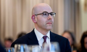 Стивън Миран е подал оставка от управителния съвет на Фед