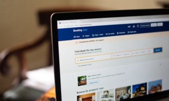 Големите букинг платформи ще свалят обяви за имоти, които укриват данъци