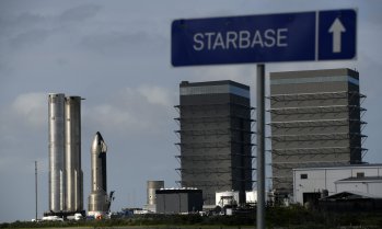 Документите за IPO-то на SpaceX разкриха загуба за 2 млрд. долара и здравата хватка на Мъск