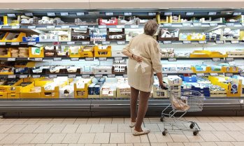 Цените от малката кошница са намалели с 0,5% за месец през май
