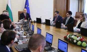 България няма да подкрепя финансово Украйна през тази година
