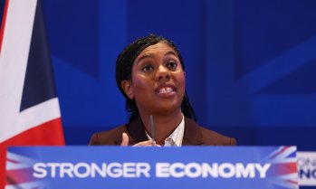 Торите: При победа на изборите отменяме забраната за коли с изкопаеми горива