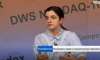 Екоексперт: &bdquo;Кайрос&ldquo; е само един от проблемите &ndash; има над 170 нефтени петна в Черно море