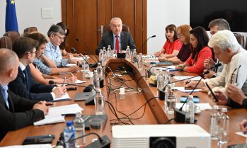 Новият механизъм за изчисляване на минималната работна заплата ще включва четири критерия