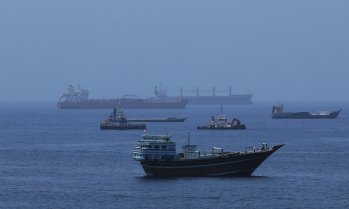 Цената на петрола сорт Брент приближава 100 долара за барел*