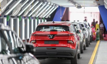 Най-богатият човек във Виетнам променя стратегията си относно електромобилите