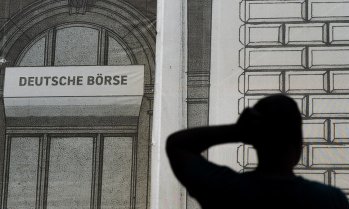 Европейските борсови индекси спаднаха след заплахите на Тръмп към Оман 