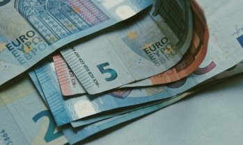 Държавата отново предлага на аукцион десетгодишни облигации за 210 млн. евро