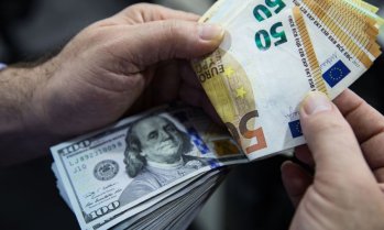 Банките и застрахователите поемат кредитни рискове, които могат да не успеят да преглътнат