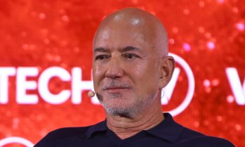Безос допусна IPO на Blue Origin през следващите години