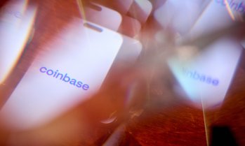 Приятелството на Тръмп с криптофирмите е под изпитание заради забавянето на нов закон