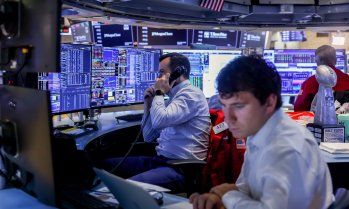 S&P 500 прекъсна тридневната си губеща серия след успокоението на облигационните пазари