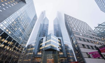 Кредитният риск при френските банки нарасна над нивата за големите им конкуренти в Европа
