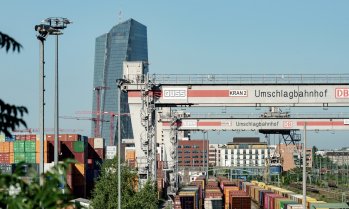 Оптимизмът сред германските инвеститори неочаквано се подобрява през май
