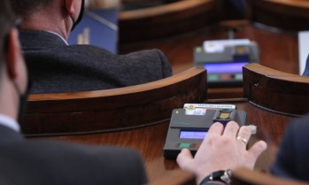 Депутатите приеха на второ четене удължения закон за държавния бюджет