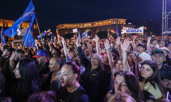 Първо Унгария, сега и Армения - влиянието на Владимир Путин в Европа се топи