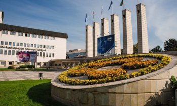 Финансовият министър потвърди пред съда интереса на държавата към 29% от Пловдивския панаир