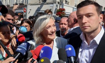 Марин льо Пен увеличава преднината си в проучванията преди президентските избори