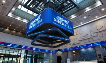 Акциите на азиатски компании от сектора на отбраната прекъснаха двудневното си поскъпване