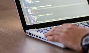 Търсенето в IT сектора се измества към опитни кадри с експертиза в AI