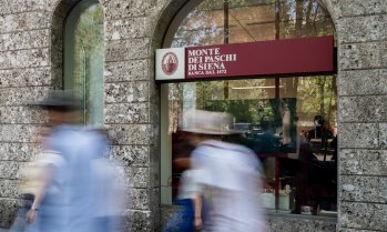 Печалбата на Monte Paschi засенчи прогнозите, докато банката разглежда оферта за поглъщане