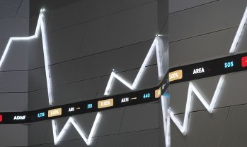 Защо най-добре представящият се борсов индекс в света тази година навлезе в мечи пазар?